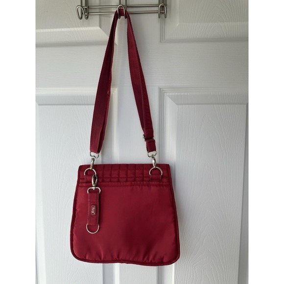 Lug Crossbody Purse‎ Candy Red Adjustable Strap Quilted Medium Bag Travel Casual - Picture 2 of 7
